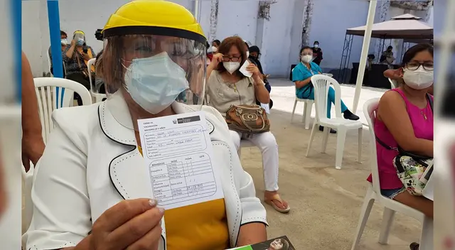 Más de 35 mil enfermeras serán vacunadas contra la COVID-19. Más de 35 mil enfermeras serán vacunadas contra la COVID-19.