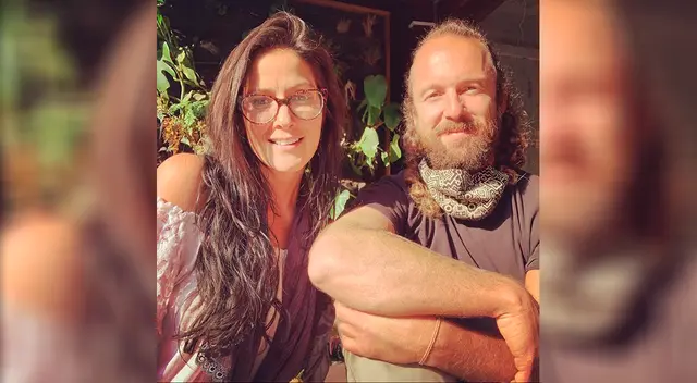 La actriz peruana hizo la denuncia en su cuenta de Instagram junto con su esposo Adam. La actriz peruana hizo la denuncia en su cuenta de Instagram junto con su esposo Adam.