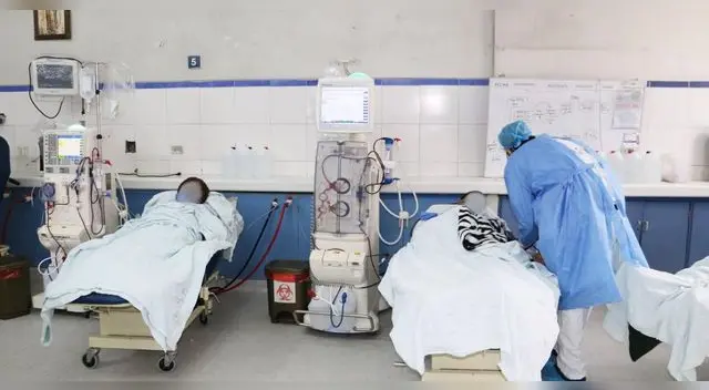 En Perú, son 3 millones de personas que tienen la enfermedad renal crónica. En Perú, son 3 millones de personas que tienen la enfermedad renal crónica.