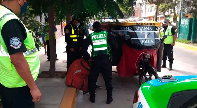 El conductor del vehículo no supo explicar de dónde adquirió el vehículo y que solo era un mecánico. Sin embargo, su versión fue desmentida.