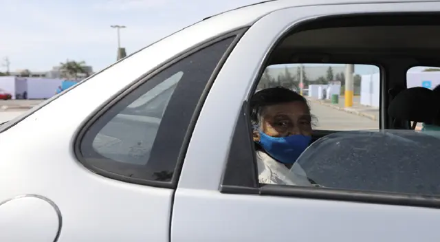 Mujer de 93 años fue citada por EsSalud pero vacunamóvil nunca llegó (foto referencial)