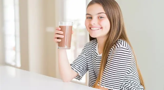 Dales cacao sin azúcares añadidos a tus niños.