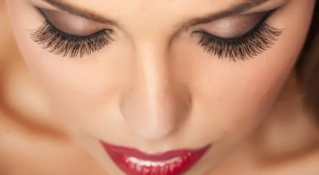 Ten unas pestañas de impacto con los consejos que te brindamos.