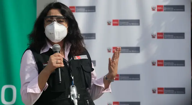 Bermúdez precisó que desde el Gobierno vienen realizando negociaciones con otros laboratorios y que Johnson & Johnson es una de las opciones, ya que se requiere de una sola dosis para enfrentar al coronavirus.