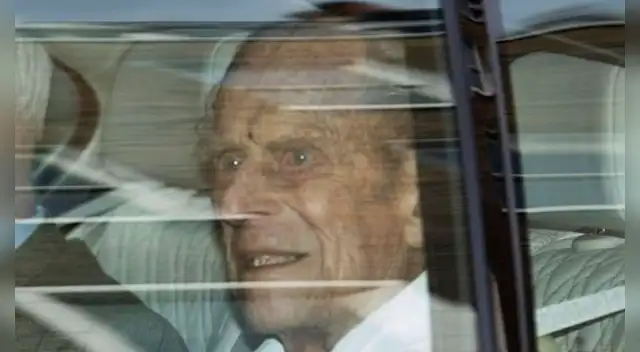 Reino Unido: Príncipe Felipe, esposo de la reina Isabel II, salió del hospital tras 28 días ingresado.