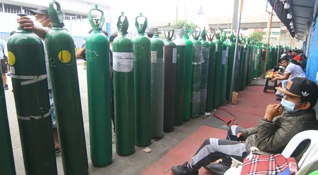 Oxígeno medicinal continúa siendo escaso en territorio peruano frente a la segunda ola del coronavirus.