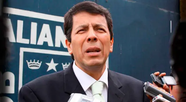 Alianza Lima jugará en primera división. Alianza Lima jugará en primera división.