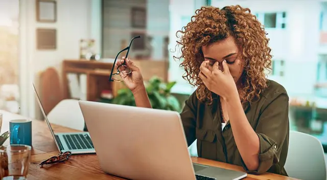 Desconectarnos digitalmente ayuda a reducir nuestra ansiedad. Desconectarnos digitalmente ayuda a reducir nuestra ansiedad.