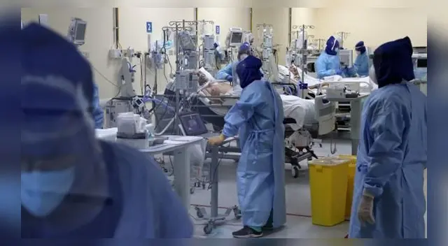 Tan solo este viernes el país reportó 6.604 nuevos contagios, la tercera cifra más alta desde el inicio de la pandemia. Tan solo este viernes el país reportó 6.604 nuevos contagios, la tercera cifra más alta desde el inicio de la pandemia.