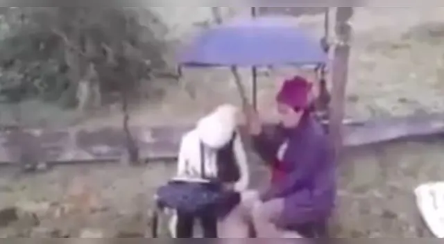 Hay alumnos que tampoco la tienen fácil pues factores como la pobreza o el acceso a la conectividad lo hace complicado. Hay alumnos que tampoco la tienen fácil pues factores como la pobreza o el acceso a la conectividad lo hace complicado.