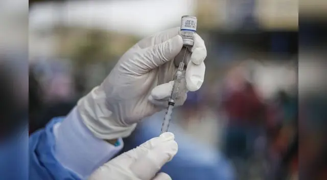 Estados Unidos aplica 3 millones de dosis contra el COVID-19 en un día.