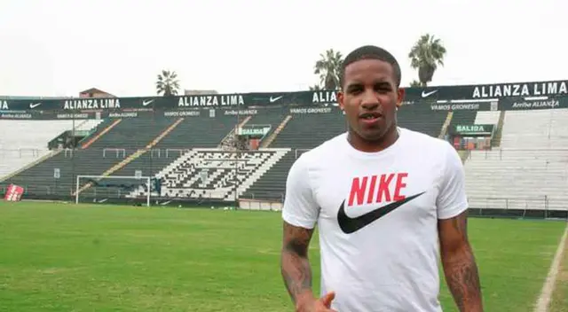 Jefferson Farfán usará la 10 en Alianza Lima. Jefferson Farfán usará la 10 en Alianza Lima.
