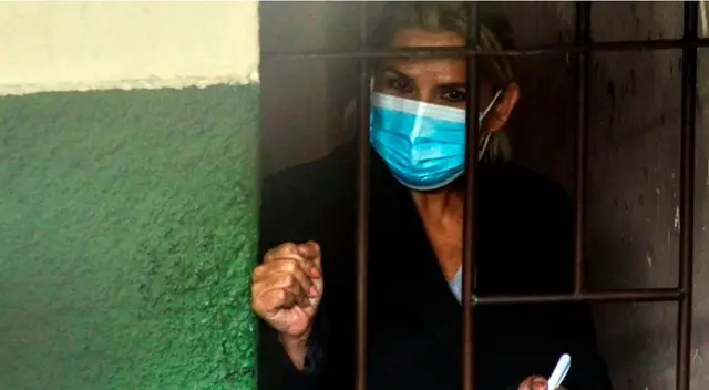 Jeanine Áñez denuncia atentado contra su salud Jeanine Áñez denuncia atentado contra su salud