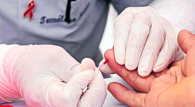 Encuesta en comunidades de personas con esta condición y poblaciones clave en Perú, señala también que el 80 % de los 101 encuestados tienen ingresos inferiores a los 1000 soles debido a la situación que atraviesa el país por la pandemia.