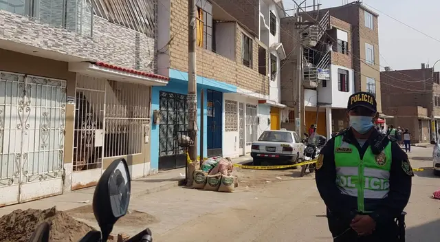 Un hombre fue asesinado tras una discusión cuando asistió a una pollada, en San Martín de Porres. Un hombre fue asesinado tras una discusión cuando asistió a una pollada, en San Martín de Porres.