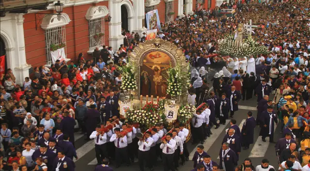 El vía crucis arquidiocesano que se realizaba por Semana Santa