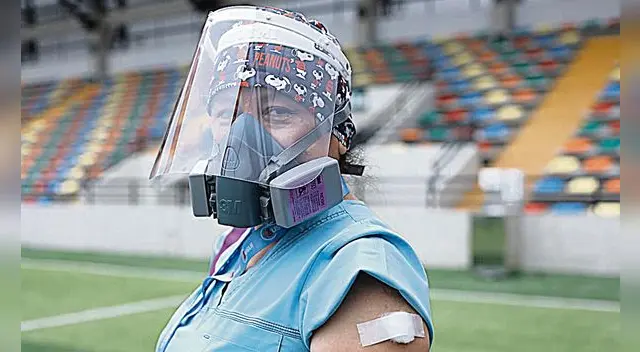 Más de 8000 enfermeras aún no reciben la vacuna contra la COVID-19 Más de 8000 enfermeras aún no reciben la vacuna contra la COVID-19