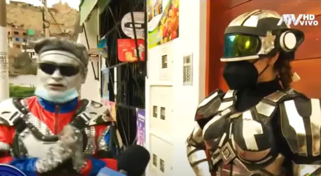 Robotín evitó dar mayores detalles de su amistad con Robotina, por lo que no se sabe si ambos tienen un romance.