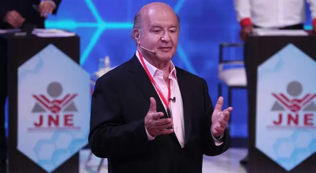 Hernando de Soto, candidato presidencial de Avanza País, se presentó en la segunda fecha del debate presidencial.