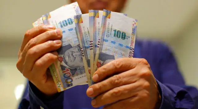 Los trabajadores en planilla reciben la CTS en una entidad bancaria elegida