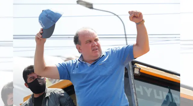 Rafael López Aliga participará del tercer debate presidencial 2021.