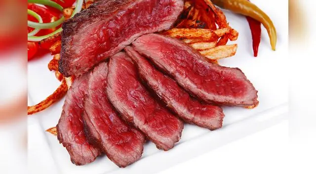 De acuerdo a la tradición católica, el Viernes Santo es el día en el que no debe comerse carne roja.