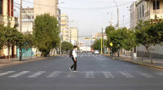 Las calles se encuentran vacías en acato a las disposiciones emitidas por el Gobierno para evitar contagios de COVID-19 en Semana Santa.