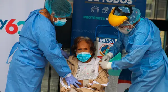 Conoce aquí el padrón de adultos mayores que recibirán la segunda dosis