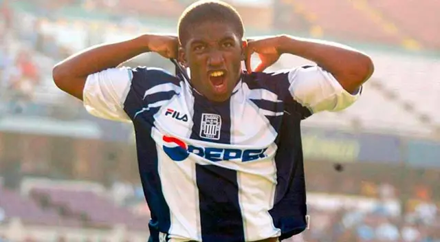 Jefferson Farfán vuelve después de 17 a un partido oficial con Alianza Lima.