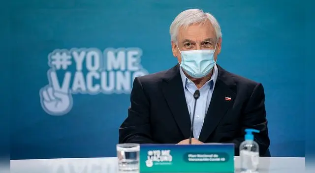 El gobierno indicó que se han vacunado contra el coronavirus a casi 7 millones de personas en Chile. El gobierno indicó que se han vacunado contra el coronavirus a casi 7 millones de personas en Chile.