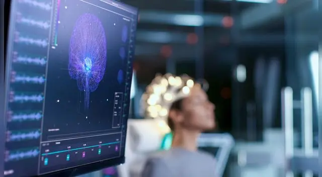 Estudia afirma que sobrevivientes de COVID-19 desarrollan problemas neurológicos psiquiátricos