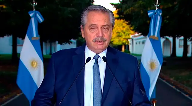 El presidente de Argentina Alberto Fernández dio positivo al COVID-19 y guarda aislamiento obligatorio. El presidente de Argentina Alberto Fernández dio positivo al COVID-19 y guarda aislamiento obligatorio.