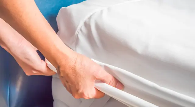 Ventila tu habitación y cambia la ropa de cama con frecuencia.