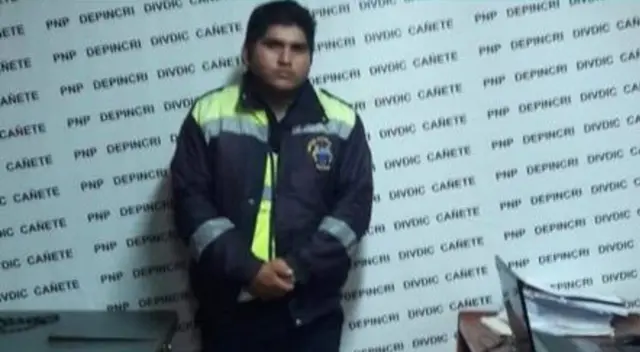Condenan a más de 5 años de cárcel a inspector municipal de Cañete George Danfort Santos Allemant por pedir coima Condenan a más de 5 años de cárcel a inspector municipal de Cañete George Danfort Santos Allemant por pedir coima