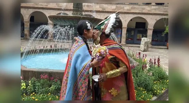 ¡Sellaron su amor! Cusqueño y japonesa se enamoran en el Inti Raymi y se casan vestidos de coya e inca.