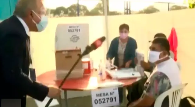 Hombre se ofreció como miembro de mesa pese a no ser elegido por la ONPE “quería asumir la responsabilidad” Hombre se ofreció como miembro de mesa pese a no ser elegido por la ONPE “quería asumir la responsabilidad”