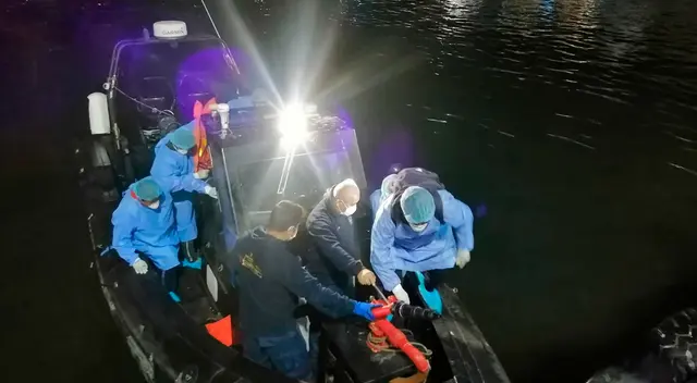 Los seis tripulantes fueron llevados a un hospital y monitorear su salud.