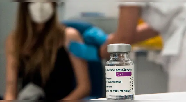 Dinamarca registró un muerto con ese cuadro clínico, que incluye baja cantidad de plaquetas, coágulos en vasos sanguíneos y hemorragias.