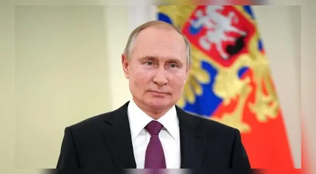 Vladimir Putin anuncia que recibió la segunda dosis de una vacuna rusa contra la COVID-19. Vladimir Putin anuncia que recibió la segunda dosis de una vacuna rusa contra la COVID-19.