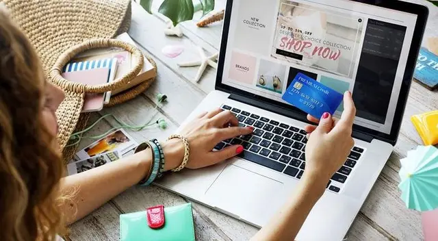 Ten cuidado con los sitios web a los que ingresas y das tus datos.