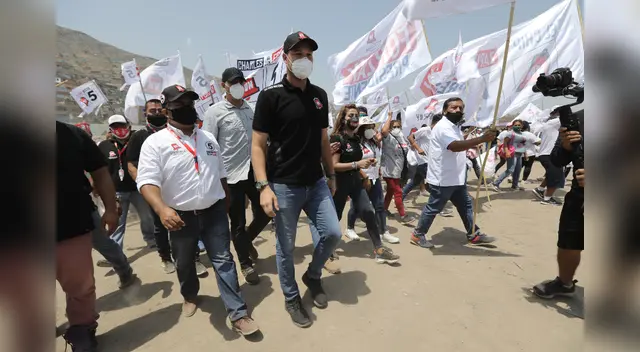 Errores de campaña fueron las causas de la caída del partido político Victoria Nacional.