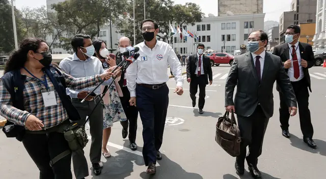 Congreso debatirá informe final que recomienda inhabilitar por 10 años de la función pública al expresidente Martín Vizcarra. Congreso debatirá informe final que recomienda inhabilitar por 10 años de la función pública al expresidente Martín Vizcarra.