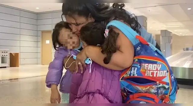 Según la AFP, más de 70 inmigrantes indocumentados cruzaron el Río Grande frente a Roma, Texas, a fines de marzo del 2021. Según la AFP, más de 70 inmigrantes indocumentados cruzaron el Río Grande frente a Roma, Texas, a fines de marzo del 2021.