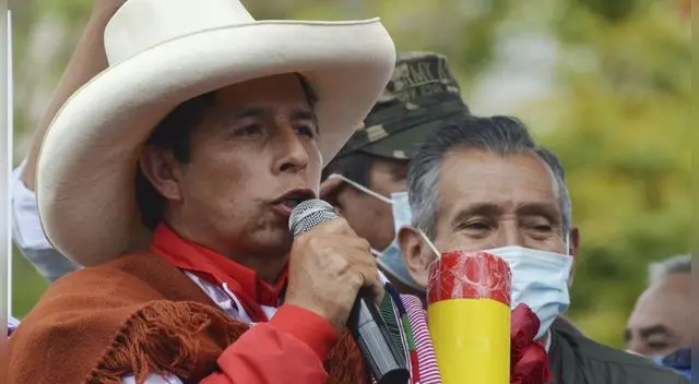 Pedro Castillo señaló que respetará la Constitución Política en un eventual gobierno suyo. Pedro Castillo señaló que respetará la Constitución Política en un eventual gobierno suyo.