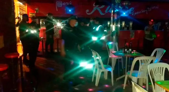 Todos los intervenidos por las autoridades fueron trasladados hasta la comisaría sectorial de Talara donde fueron identificados y multados por desacatar las disposiciones del Gobierno.