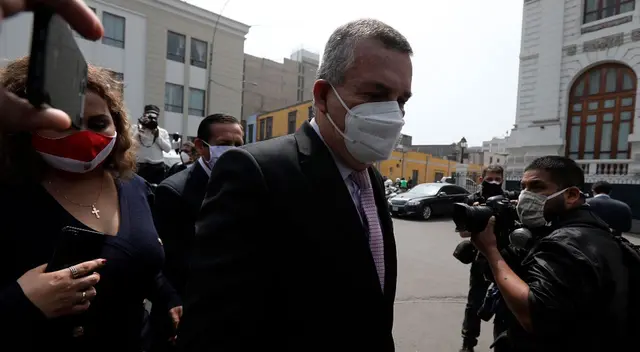 Fiscalía interrogará a Daniel Urresti Fiscalía interrogará a Daniel Urresti