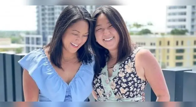 Dos gemelas separadas al nacer se reencuentran en su cumpleaños después de 36 años.