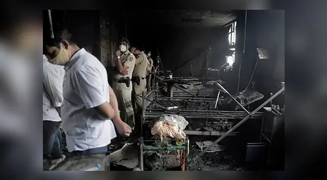 India registró más de 2.000 muertos por coronavirus y casi 300.000 nuevos casos en solo 24 horas. India registró más de 2.000 muertos por coronavirus y casi 300.000 nuevos casos en solo 24 horas.