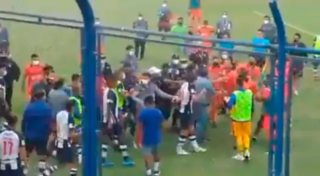 Arley Rodríguez fue víctima de discriminación por Leandro Fleitas. Arley Rodríguez fue víctima de discriminación por Leandro Fleitas.