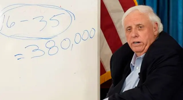 El gobernador Jim Justice indicó que el objetivo es vacunar a más del 70% de la población elegible de Virginia Occidental. El gobernador Jim Justice indicó que el objetivo es vacunar a más del 70% de la población elegible de Virginia Occidental.